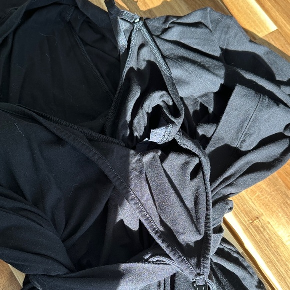 Old Navy Black Chemise and Robe Nursing and Postpartum Set - Picture 4 of 7